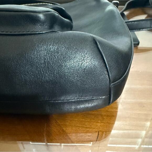 Coach Black Shoulder Bag - Picture 5 of 13